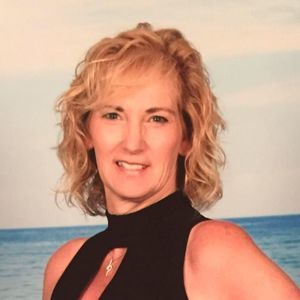 Meet your Posher, Dee